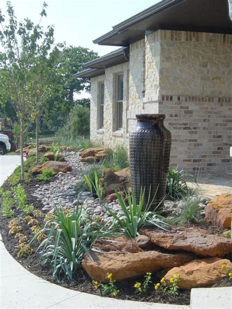 Amazing Low Water Landscaping Ideas With Images Small Front Yard