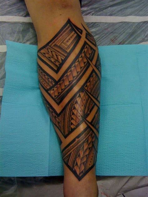 If you have the appropriate heritage and cultural roots, a tribal tattoo would be fitting for a substantial leg piece. 26 Fascinating Tribal Leg Tattoos