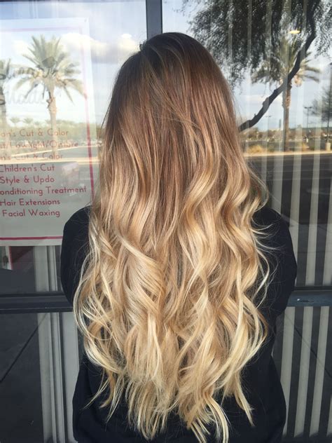 Red blonde ombre hair for long wavy hair. Long blonde balayage hair | Ombre hair blonde, Long blonde ...