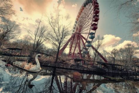 The Worlds Creepiest Abandoned Amusement Parks