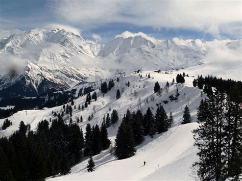 Megève Ski Area Évasion Mont Blanc Skiing Ski Area Map And Après Ski