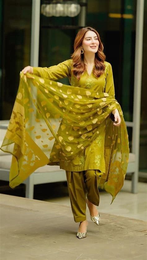pin by Ãåšfâ hölîçs on unique dresses styles simple pakistani dresses stylish short dresses