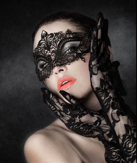Pin By Mi Mundo On Miscel Nea Beautiful Mask Masquerade Lace Mask