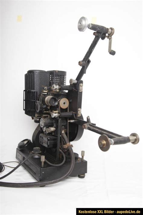 Victor cine 16mm projector model 3. Antiker Lytax Projektor SP41 für 16mm mit Klangfilm ...