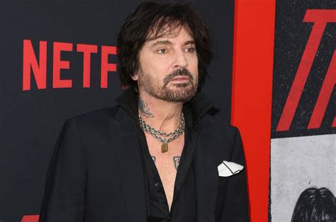 Tommy Lee Bashes Trump Over Ban On Bahamas Hurricane Refugees