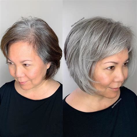 60 lı yılların modasına ve tarihine gezintiye çıkmak sizleri de çok eskilere götürecek. Gri - Beyaz Saça Geçmek İsteyenlere 25 İlham Verici Saç Modeli