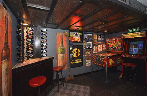 Man cave bar ideas would be incorporated into every man cave…if only everyone had the knowledge to run a bar! Man Cave - Sports bar