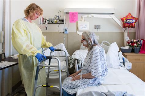 Hospital Units Tailored To Older Patients Can Help Prevent Decline