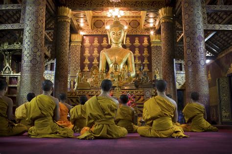 Chanting For Enlightenment In Buddhist Practice