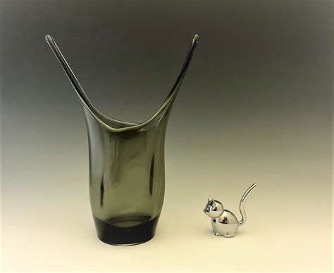 Viking 1189 Split Vase Charcoal Elmer Miller Art Glass Vase Mid Century Glass Vase