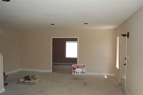 With interior design trends changing every year, it's vital to be aware of the latest materials, colours and styles for decorating rooms. House Painting Stamford CT | Expert House Painters | Home ...