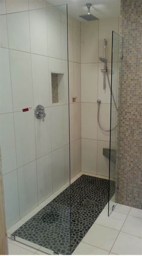 Small Bathroom Designs With Walk In Shower Modern Bathroom Design