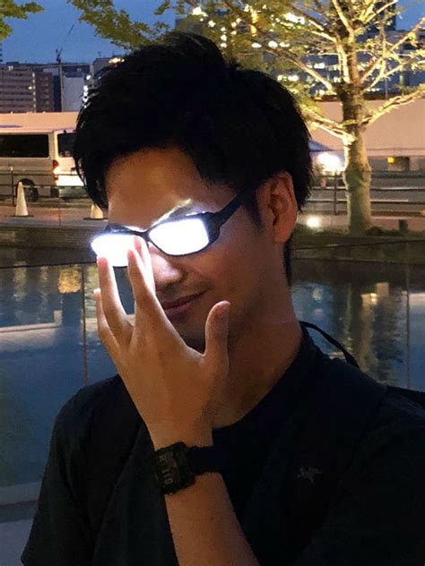 Japanese Diy Enthusiast Makes Perfect “dramatically Adjusting Glasses