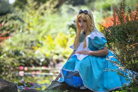 Alice In Wonderland Alice In Wonderland Photo 36008123 Fanpop