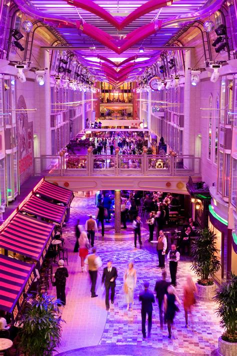 Independence of the Seas®