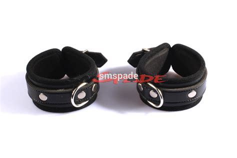 Smspade Black Shining Pvc Hand Cuffs Double Layered Design Sex Toys