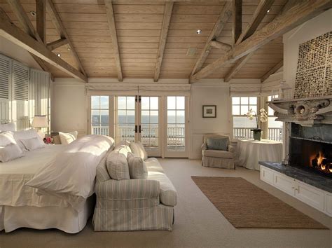 California Beach Home For 225 Million Lake House Bedroom Dream