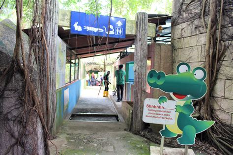 Zoo melaka dinosaur encounter best gila. The Historical City of Malacca (XII) - Malacca Butterfly ...