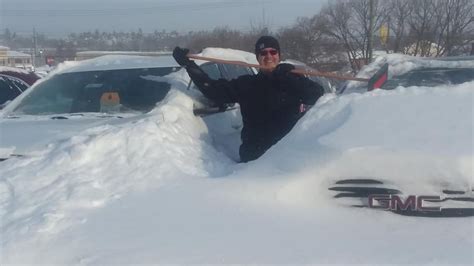 Marquette In Michigans Up Hit With 200 Inches Of Snow This Winter