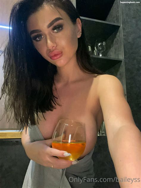 Tabithalookofsky Baileyss Nude Onlyfans Leaks The Fappening Photo