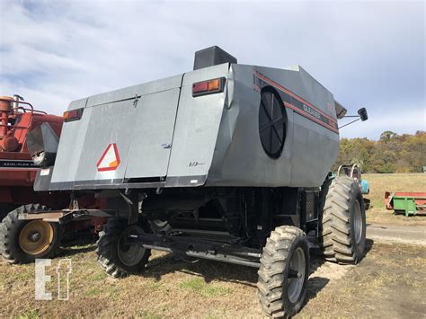 Gleaner R42 Online Auctions