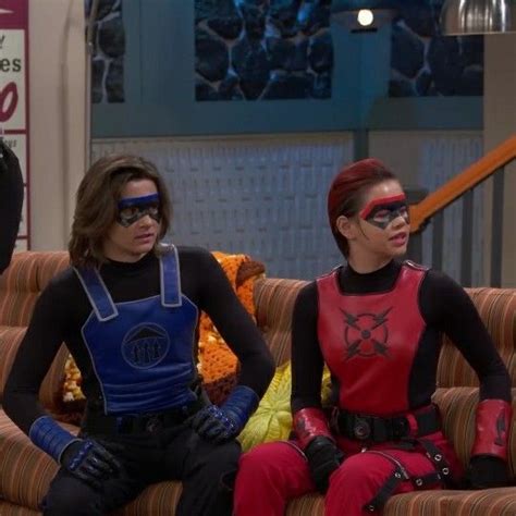 Pin De ⓇⓄⒷⒺⓇⓉⓄ Em Henry Danger ‍‍♂️ Charlotte Irmã Mais Nova