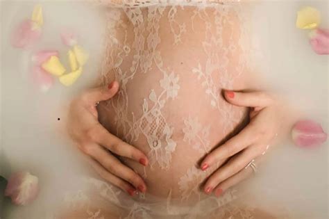 Hoe Zit Het Nou Met Borstvoeding Geven Tijdens Je Zwangerschap Kraamzorg Glimlach