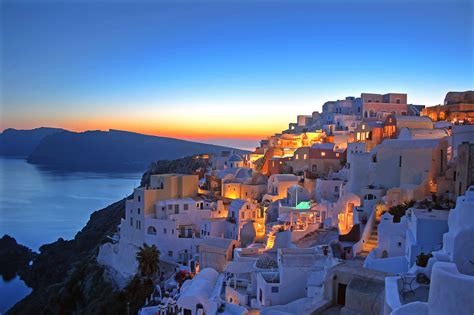 The Best Sunset Viewing Spots On Santorini