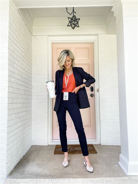 30 Teacher Outfit Ideas For Your Most Stylish School Year Yet