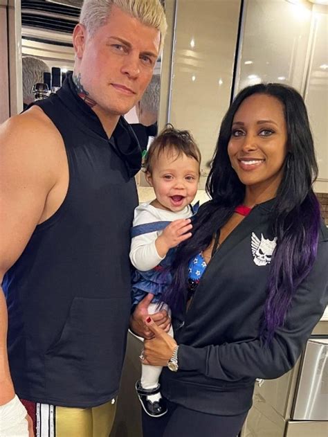 Cody Rhodes Wife May Have Just Teased Her Wwe Return Sportsmanor