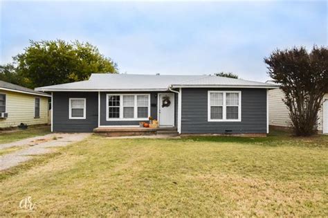 Flowers wither easily, whether from too much sun, lack of sunlight, cold, lack of water, too much water, or because of bug infestation. 1017 S Jefferson Dr, Abilene, TX 79605 | MLS# 14217271 ...