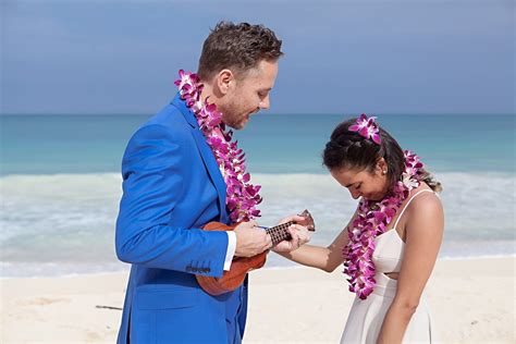 Elopement Packages On Oahu Islander Weddings Hawaii