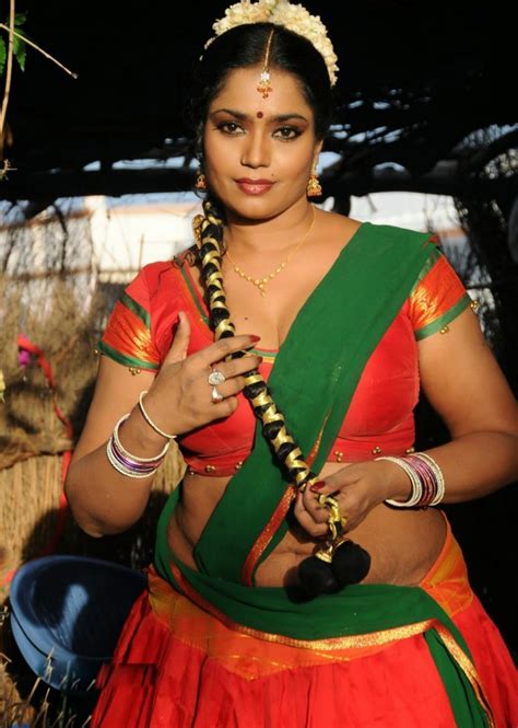 Doodhwali Kerala Mallu Aunty Hot Jayavani Half Saree Pallu Drop Sexy Boobies In Red Blouse Deep