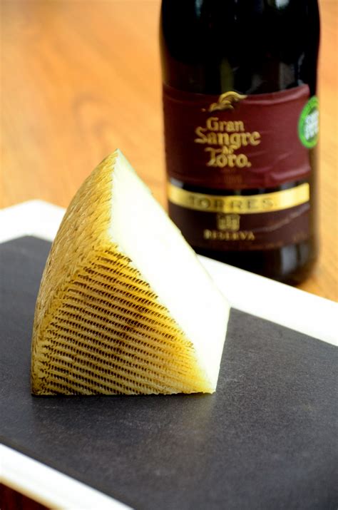 Manchego And Tinto Red Wine Everyone Must Try This Spanish Cheese At Least Once In His Life