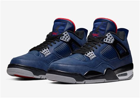 Sail/black/starfish/light smoke grey release date: Jordan 4 Winter Official Images CQ9597-401 | SneakerNews.com