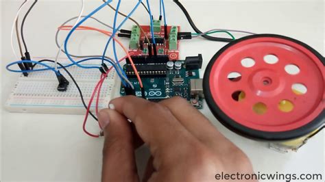 Speed And Diretion Control Of Dc Motor Using Arduino Youtube