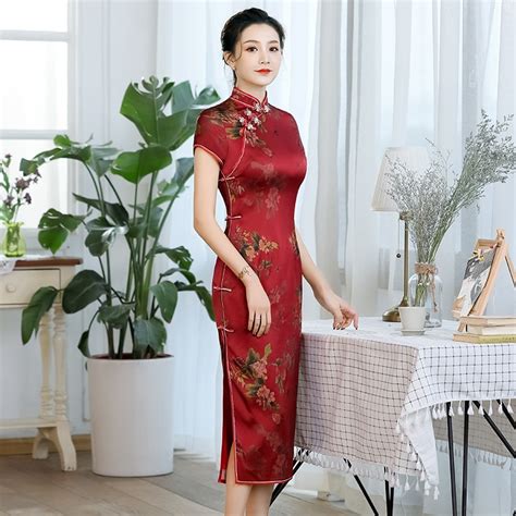 Pretty Silk Chinese Dress Qipao Cheongsam Short Sleeve Qipao Cheongsam Dresses Women
