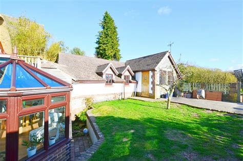 Winterborne Whitechurch Bed Detached House For Sale