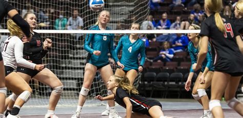 Saturdays High School Volleyball Playoffs Scores Post Bulletin