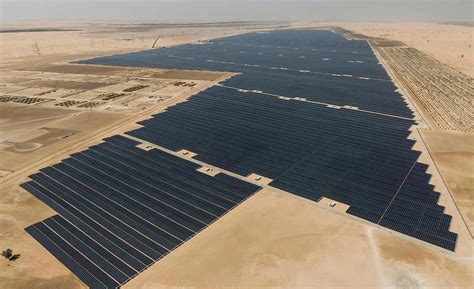 Solar panel usage is on the rise. Adu Dhabi Memulakan Operasi Ladang Janakuasa Solar ...