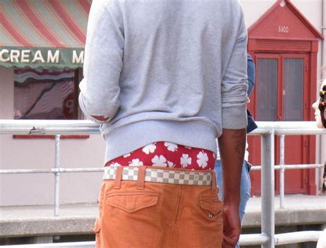 Tennessee City Aims To Make Saggy Pants Illegal Claims Theyre Bad For Your Health