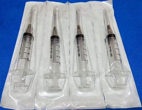 Injection Syringes With Blister Package With Needle On Top Jiangsu