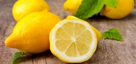 هل الليمون يزيد الكحة
