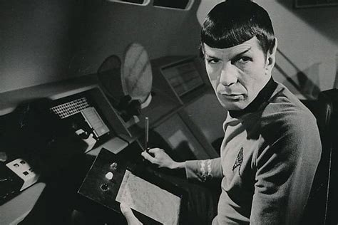 Leonard Nimoy O Spock Da Franquia Jornada Nas Estrelas Morre Aos 83