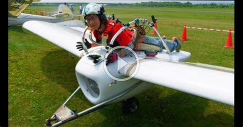 Smallest Aircraft In The World With Engine And Pilot Amazingworld