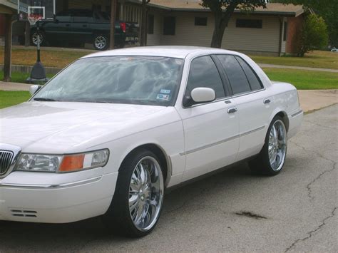 Used 2000 mercury grand marquis gs with rwd, tinted windows, folding mirrors, 16 inch wheels, steel wheels, independent suspension, and front stabilizer bar. VA_Doin_it_Big 2000 Mercury Grand Marquis Specs, Photos ...