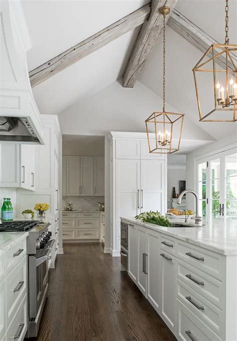A balance was achieved here through the use of vaulted ceiling with numerous skylights. Dreaming of a White Kitchen: 10 Great White Kitchens - Sea ...
