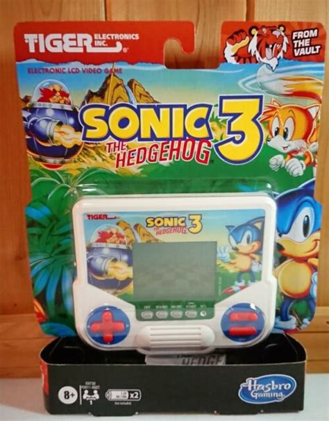 Hasbro Tiger Electronics Sonic The Hedgehog 3 Electronic Lcd Video Game