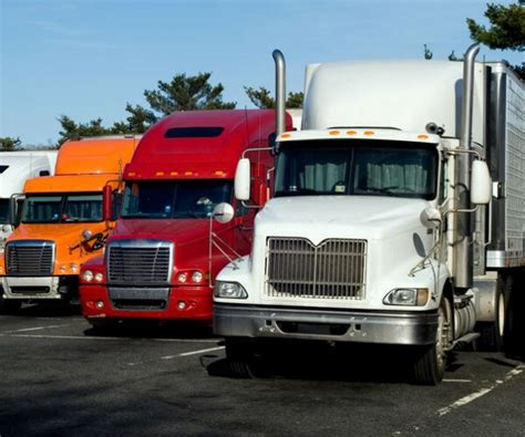nyt america s truckers feel like throwaway people