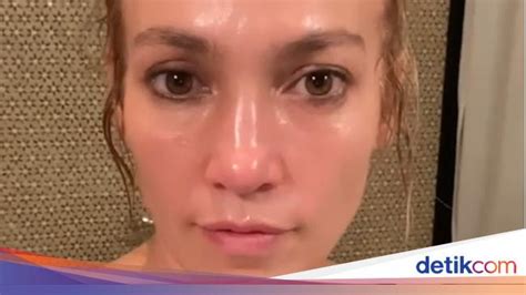 Jennifer Lopez Pamer Wajah Glowing Tanpa Kerutan Bantah Karena Botox